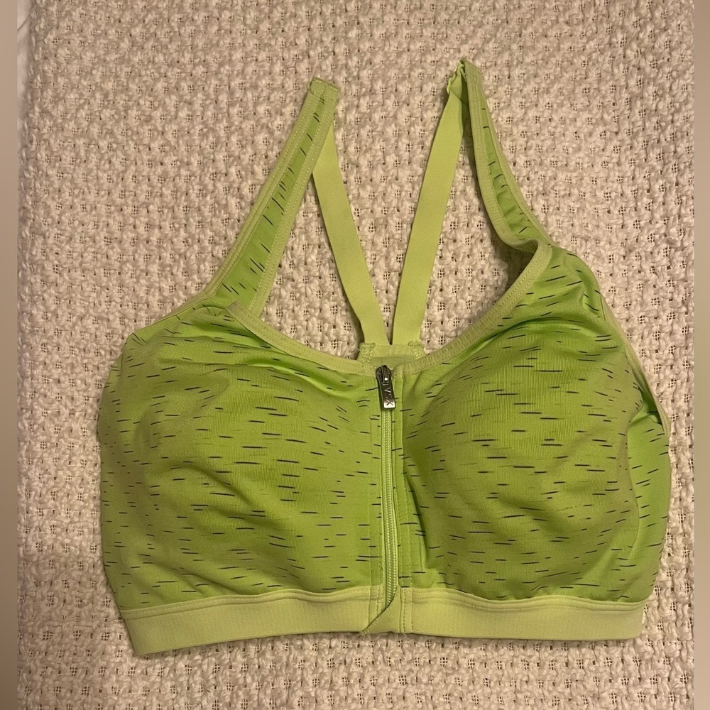 VICTORIA SECRET VSX SPORT Womens Size
34DD Pink Mesh High Impact Sports Bra
